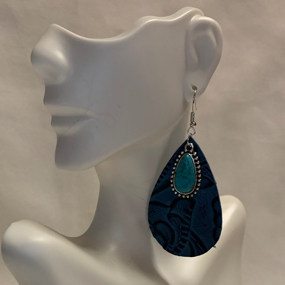 NWT! Leather Dyed Blue & Embossed with Faux Turquoise Stone Dangle Earrings!